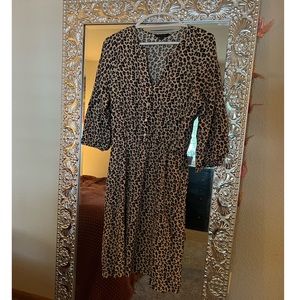 Banana Republic cheetah print dress. Size M.